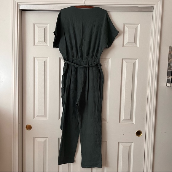 West of Melrose Cotton Jumpsuit Button Top - Picture 2 of 6